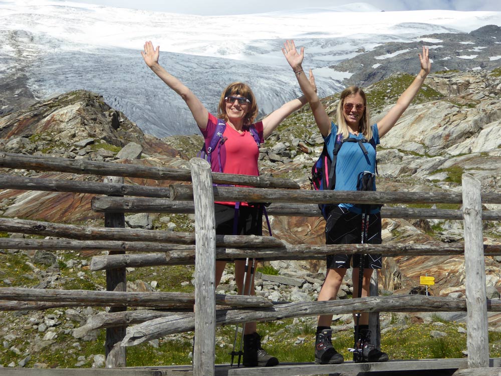 Krokusse-Fruehling-Lucknerhaus