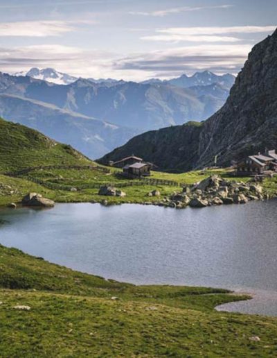 Obstanser See mit Hütte